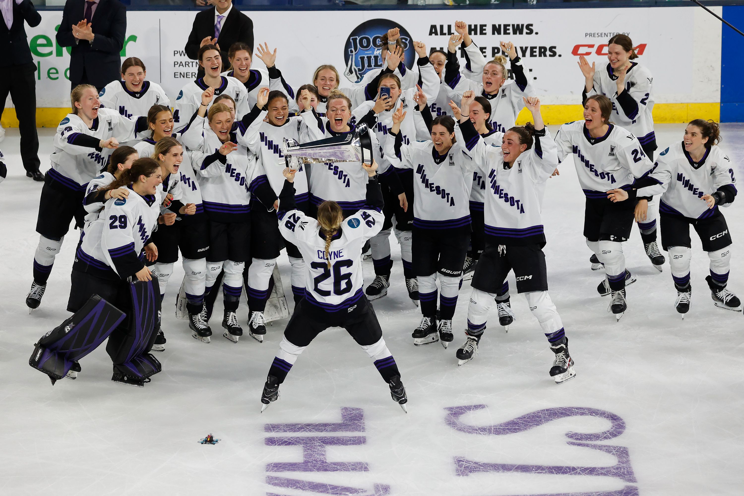 Minnesota vann den första upplagan av damernas motsvarighet till NHL, PWHL.