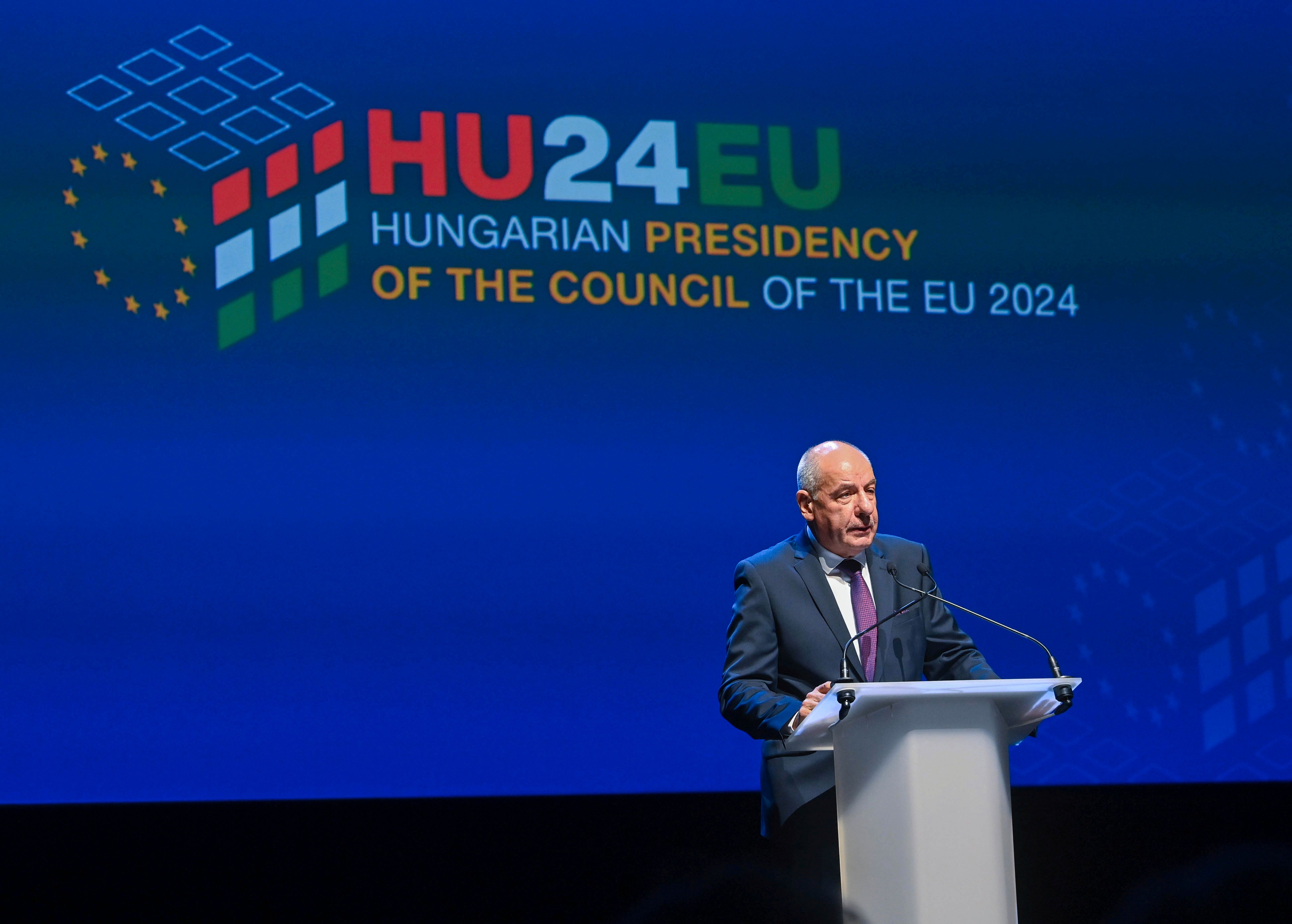 Ungerns president Támas Sulyok talar i Bryssel i samband med att landet tog över ordförandeklubban den 1 juli. Arkivbild.